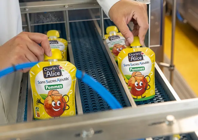 Un an après le lancement des gourdes à marque propre au rayon épicerie, Charles & Alice lance une