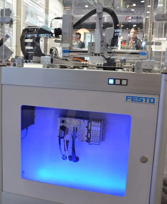 4festo-detail
